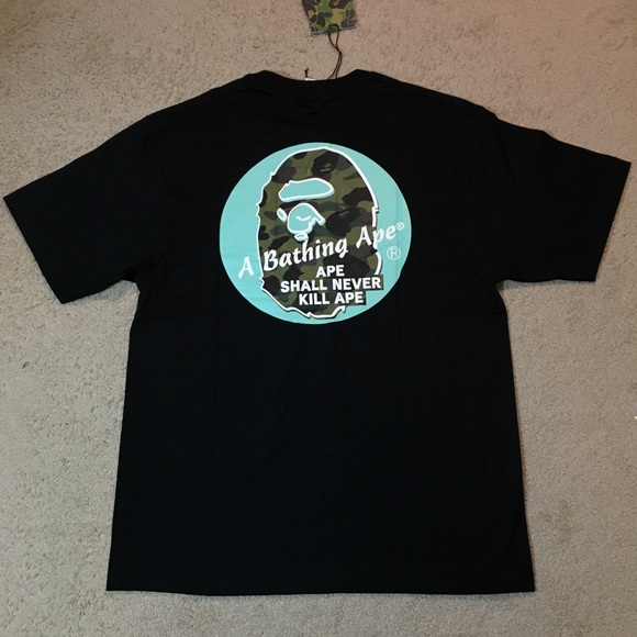 A Bathing Ape - Tee - Picture 2 of 8